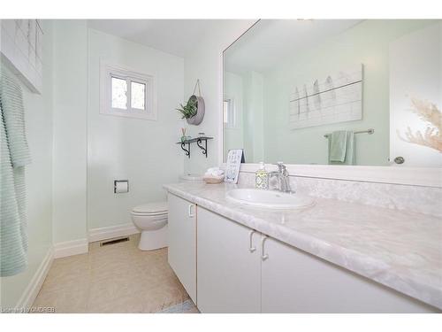 171 Simmons Boulevard, Brampton, ON - Indoor Photo Showing Bathroom