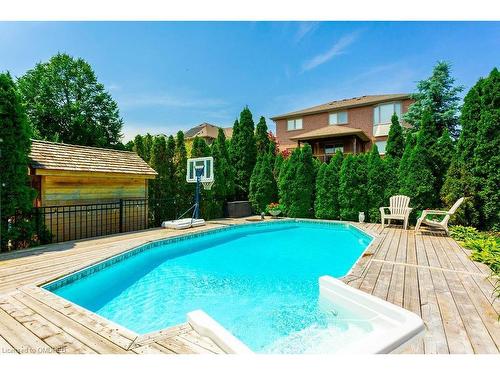 2334 Carpenters Circle, Oakville, ON - Outdoor With Deck Patio Veranda With Backyard