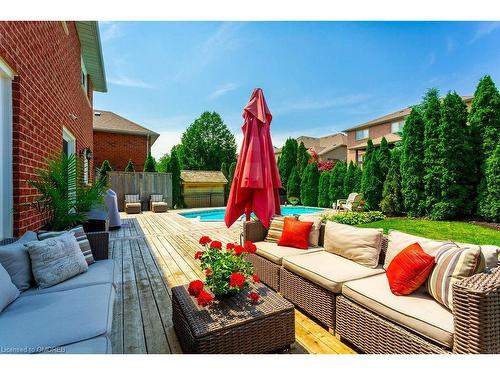 2334 Carpenters Circle, Oakville, ON - Outdoor With Deck Patio Veranda With Exterior