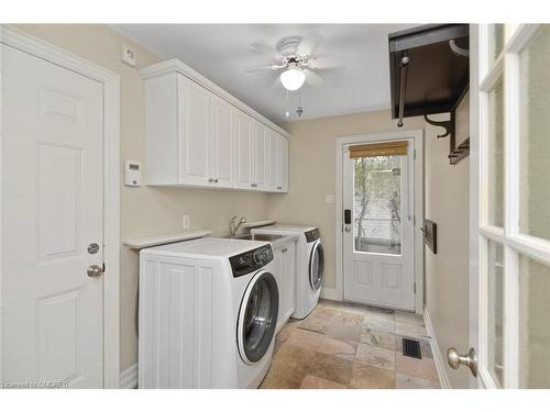 4504 Hawthorne Drive, Burlington, ON - Indoor Photo Showing Laundry Room