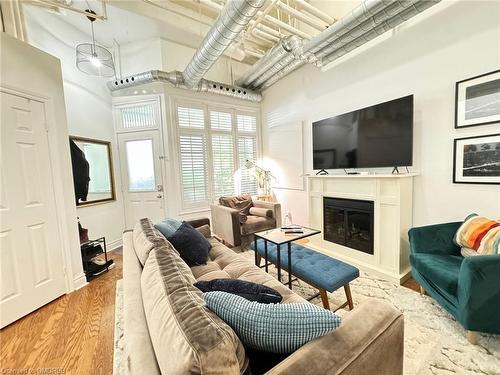 152-78 St Patrick Street, Toronto, ON - Indoor Photo Showing Living Room With Fireplace