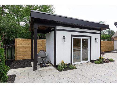 312 North Shore Boulevard W, Burlington, ON - Outdoor With Exterior