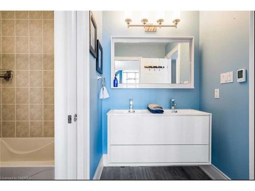 27 Waterview Road, Wasaga Beach, ON - Indoor Photo Showing Bathroom