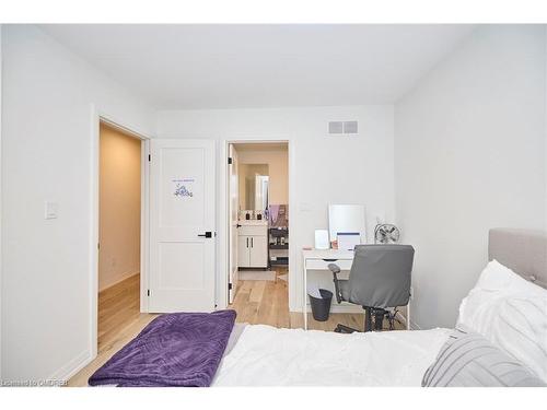 20 Harvey Common, St. Catharines, ON - Indoor Photo Showing Bedroom