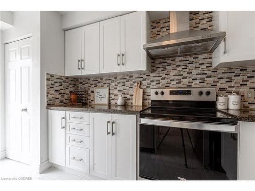 78-1240 Westview Terrace, Oakville, ON - Indoor Photo Showing Kitchen