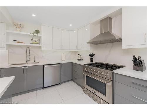 15172 Argyll Road, Georgetown, ON - Indoor Photo Showing Kitchen With Upgraded Kitchen