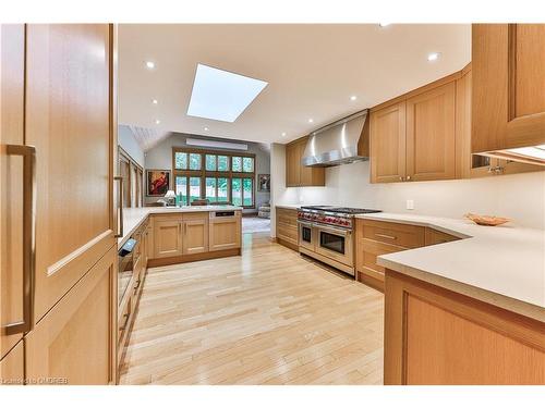 69 Allan Street, Oakville, ON - Indoor Photo Showing Kitchen