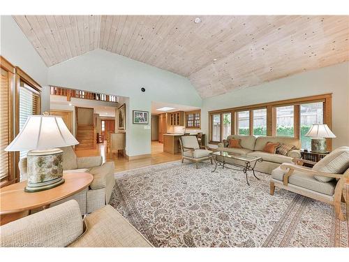 69 Allan Street, Oakville, ON - Indoor Photo Showing Living Room