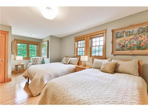 69 Allan Street, Oakville, ON - Indoor Photo Showing Bedroom