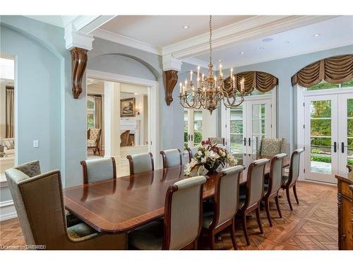 1343 Blythe Road, Mississauga, ON - Indoor Photo Showing Dining Room