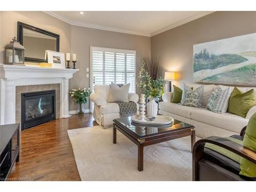 507 Genista Drive, Burlington, ON - Indoor Photo Showing Living Room With Fireplace