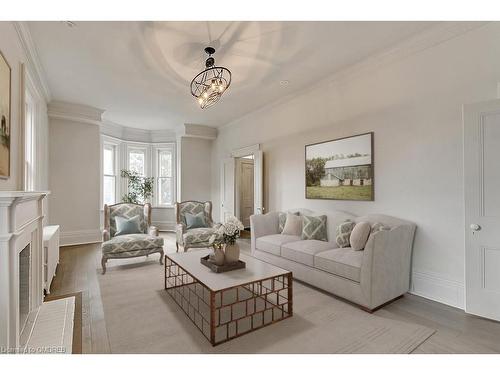 349 Trafalgar Road, Oakville, ON - Indoor Photo Showing Living Room