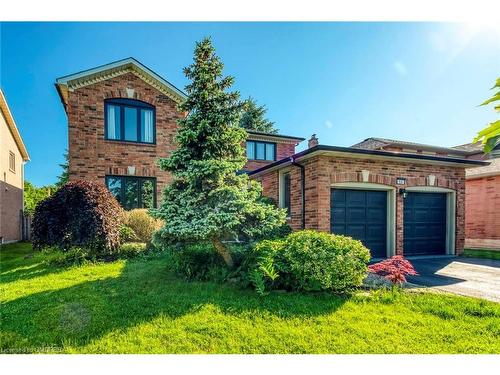 524 Blenheim Crescent, Oakville, ON - Outdoor