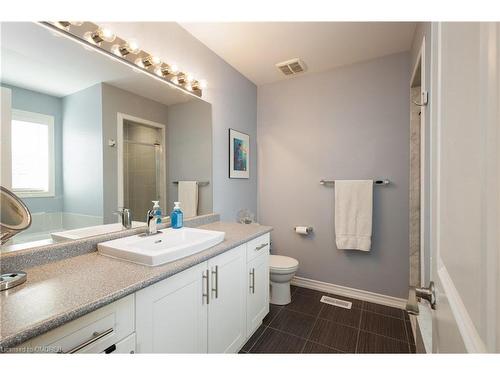 105 Anderson Road, Alliston, ON - Indoor Photo Showing Bathroom