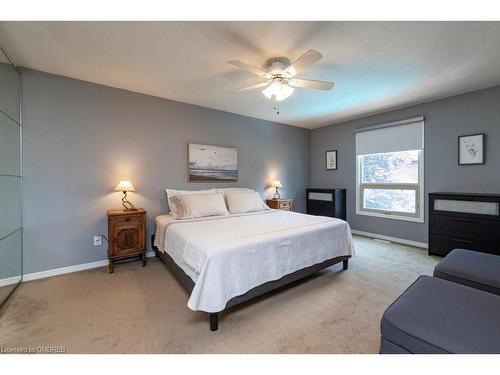 386 Northwood Drive, Oakville, ON - Indoor Photo Showing Bedroom