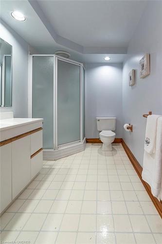 386 Northwood Drive, Oakville, ON - Indoor Photo Showing Bathroom