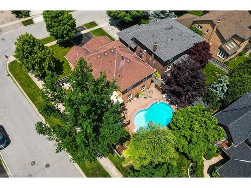 386 Northwood Drive, Oakville, ON - Outdoor With In Ground Pool