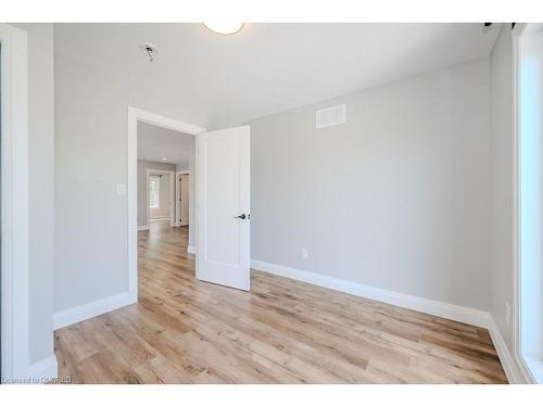 68 Chetwood Street, St. Catharines, ON - Indoor Photo Showing Other Room