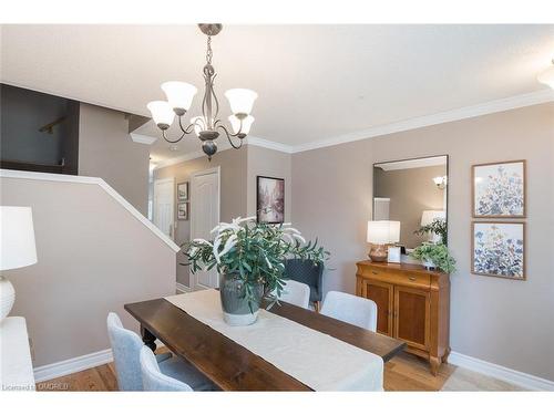 1088 Barclay Circle, Milton, ON - Indoor Photo Showing Dining Room