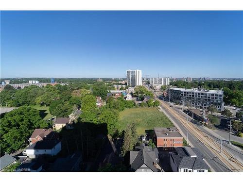 1407-5 Wellington Street S, Kitchener, ON - Outdoor With View