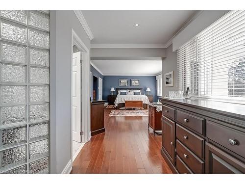 258 Westwood Drive, Oakville, ON - Indoor