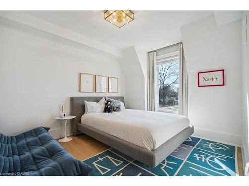 2-336 Robinson Street, Oakville, ON - Indoor Photo Showing Bedroom