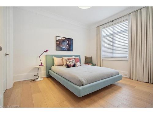 2-336 Robinson Street, Oakville, ON - Indoor Photo Showing Bedroom