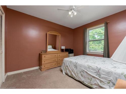 17 Hewson Crescent, Halton, ON - Indoor Photo Showing Bedroom