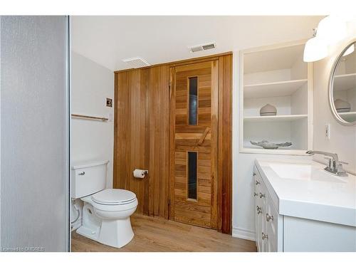 163 Wheelihan Way, Milton, ON - Indoor Photo Showing Bathroom