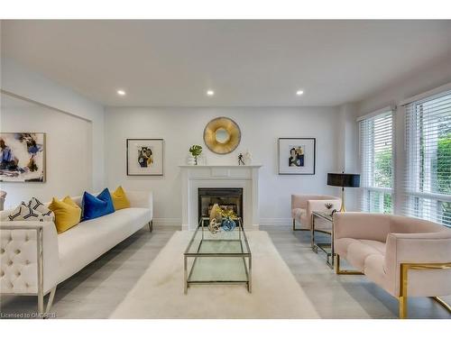 1112 Montgomery Drive, Oakville, ON - Indoor Photo Showing Living Room With Fireplace