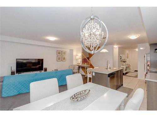 7711 Redbud Lane, Niagara Falls, ON - Indoor Photo Showing Dining Room