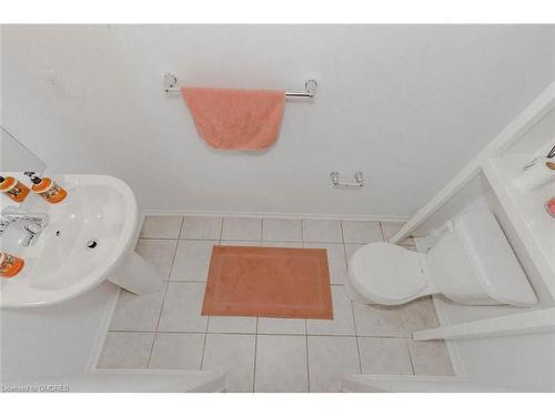 7711 Redbud Lane, Niagara Falls, ON - Indoor Photo Showing Bathroom