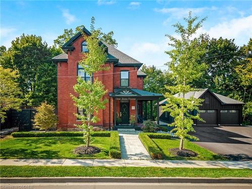 103 Victoria Street, Milton, ON - Outdoor With Facade