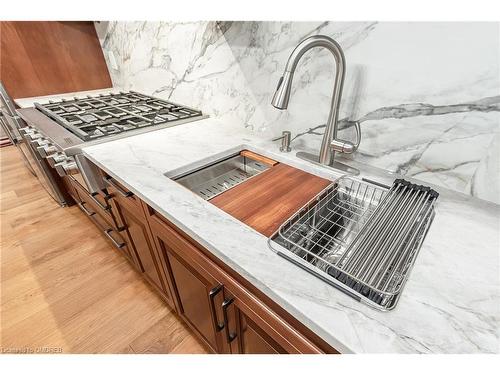 20 Tasker Street, St. Catharines, ON - Indoor Photo Showing Kitchen