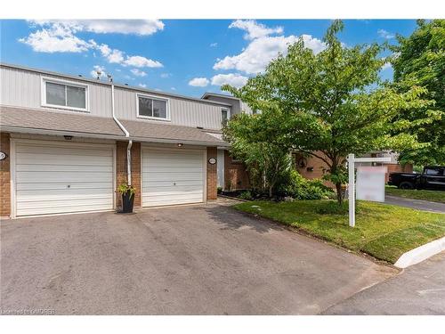 6-453 Woodview Road, Burlington, ON - Outdoor