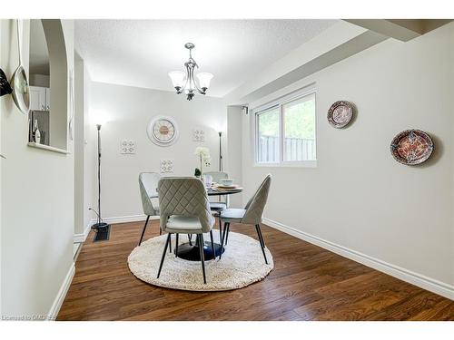 6-453 Woodview Road, Burlington, ON - Indoor Photo Showing Dining Room