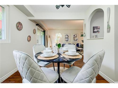 6-453 Woodview Road, Burlington, ON - Indoor Photo Showing Dining Room