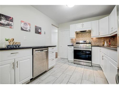 6-453 Woodview Road, Burlington, ON - Indoor Photo Showing Kitchen