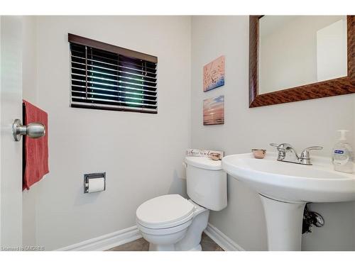 6-453 Woodview Road, Burlington, ON - Indoor Photo Showing Bathroom