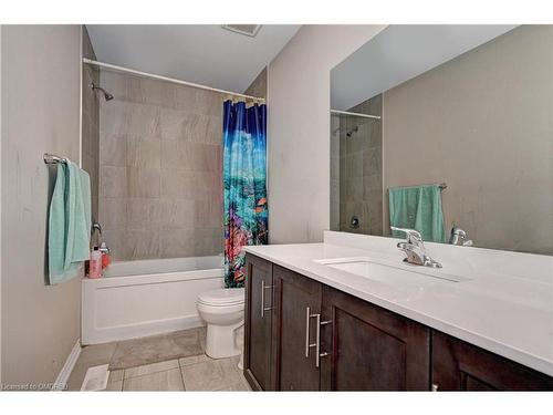 17-324 Equestrian Way, Cambridge, ON - Indoor Photo Showing Bathroom