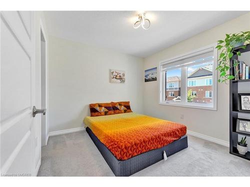 35-1000 Asleton Boulevard, Milton, ON - Indoor Photo Showing Bedroom