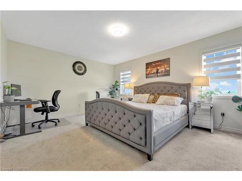 35-1000 Asleton Boulevard, Milton, ON - Indoor Photo Showing Bedroom