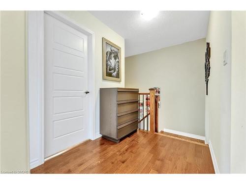 35-1000 Asleton Boulevard, Milton, ON - Indoor Photo Showing Other Room