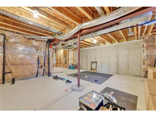 35-1000 Asleton Boulevard, Milton, ON - Indoor Photo Showing Basement