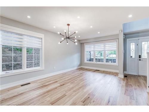 2378 Proudfoot Trail, Oakville, ON - Indoor Photo Showing Other Room