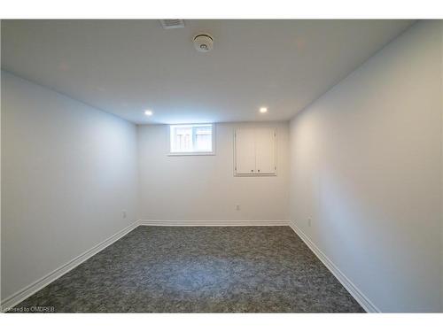 3223 Dorchester Road, Niagara Falls, ON - Indoor Photo Showing Other Room