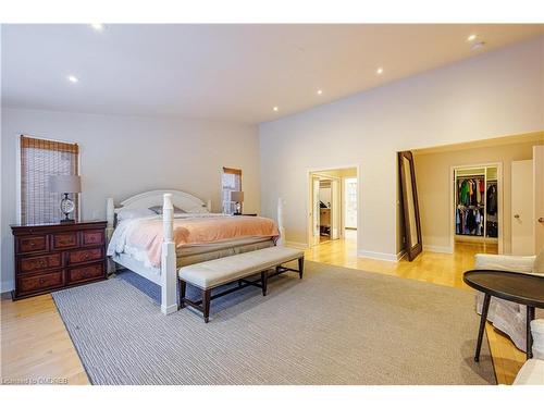 4172 Lakeshore Road, Burlington, ON - Indoor Photo Showing Bedroom