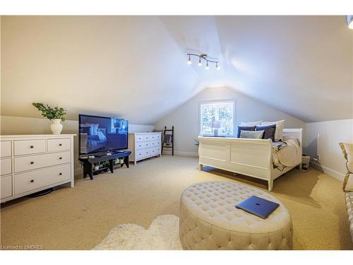 4172 Lakeshore Road, Burlington, ON - Indoor Photo Showing Bedroom