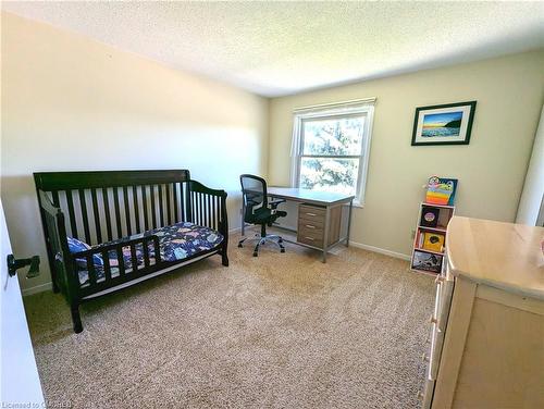 1160 Montgomery Drive, Oakville, ON - Indoor Photo Showing Bedroom