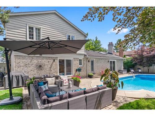 2072 Chippewa Trail, Mississauga, ON - Outdoor With In Ground Pool With Deck Patio Veranda With Exterior